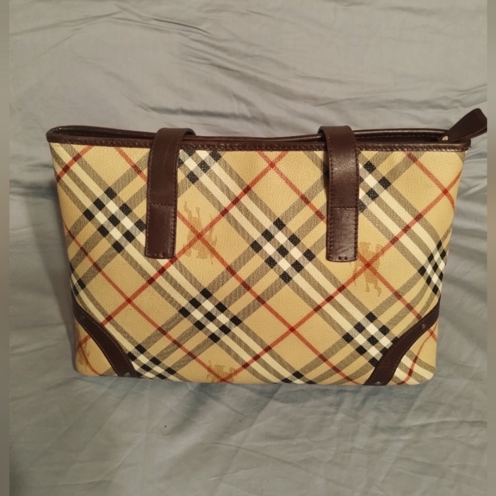 Authentic Burberry shoulder Bag